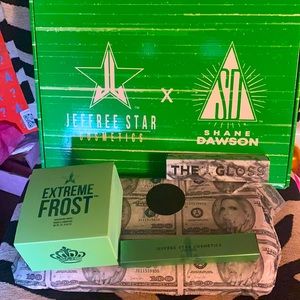 New Jeffree Star green bundle